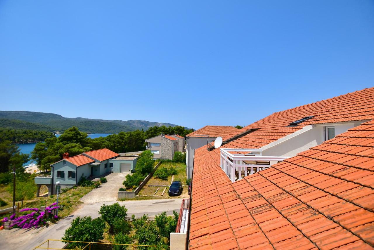 Apartments Sea & Sky Stari Grad  Eksteriør billede